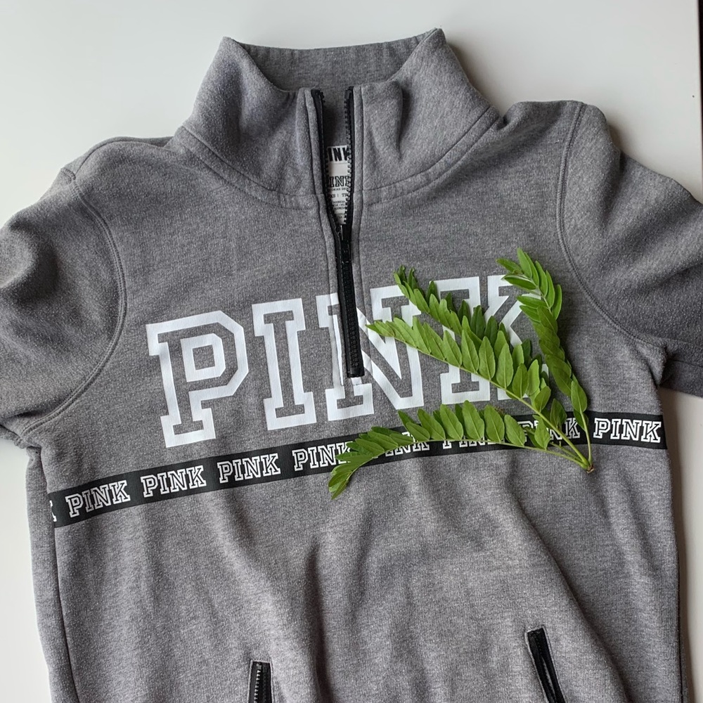 PINK Sweatshirt